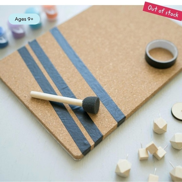 New KIWI CO Doodle Crate Desktop Corkboard - Picture 5 of 5